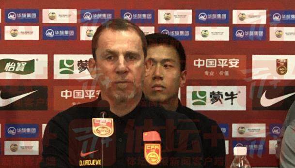 开云-久尔杰维奇：全面了解球员情况 用聪明的方式踢球